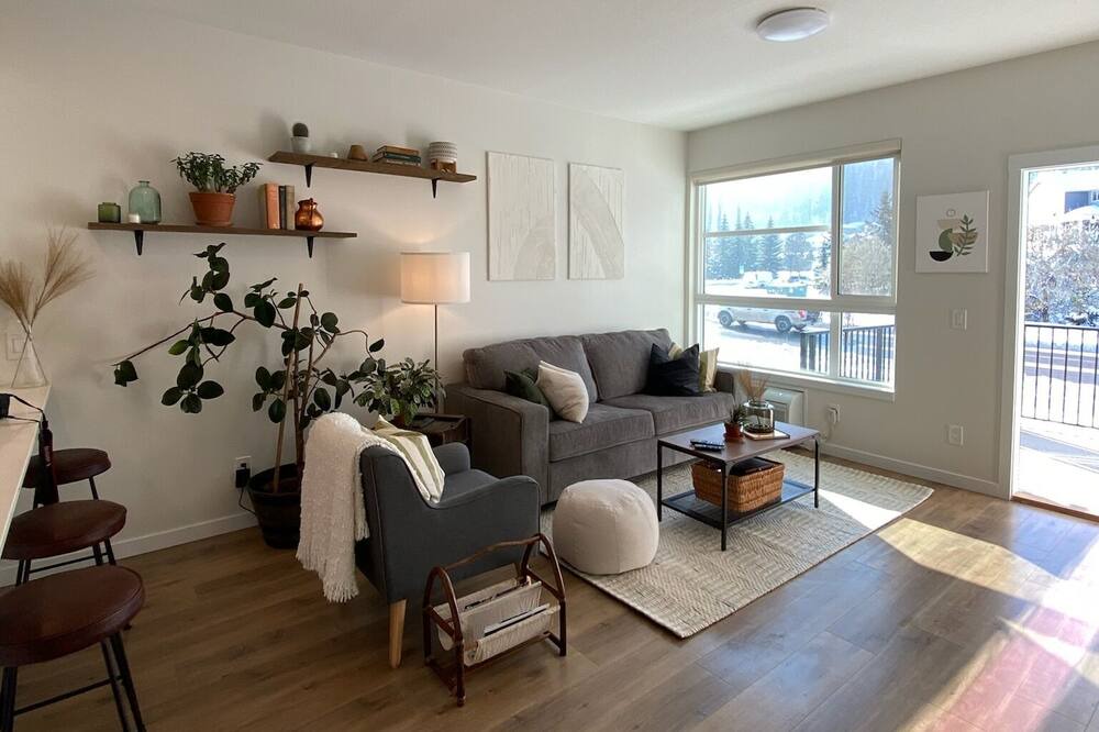 Photo of Livingroom in Kamloops