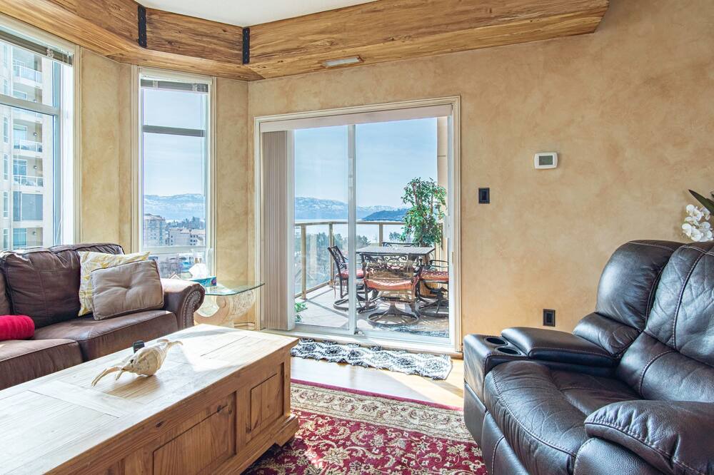 Photo of Livingroom in Central Okanagan