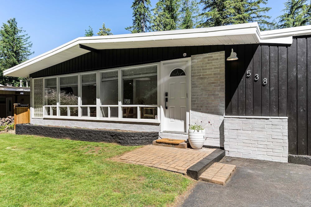 Photo of Outdoor in Cultus Lake
