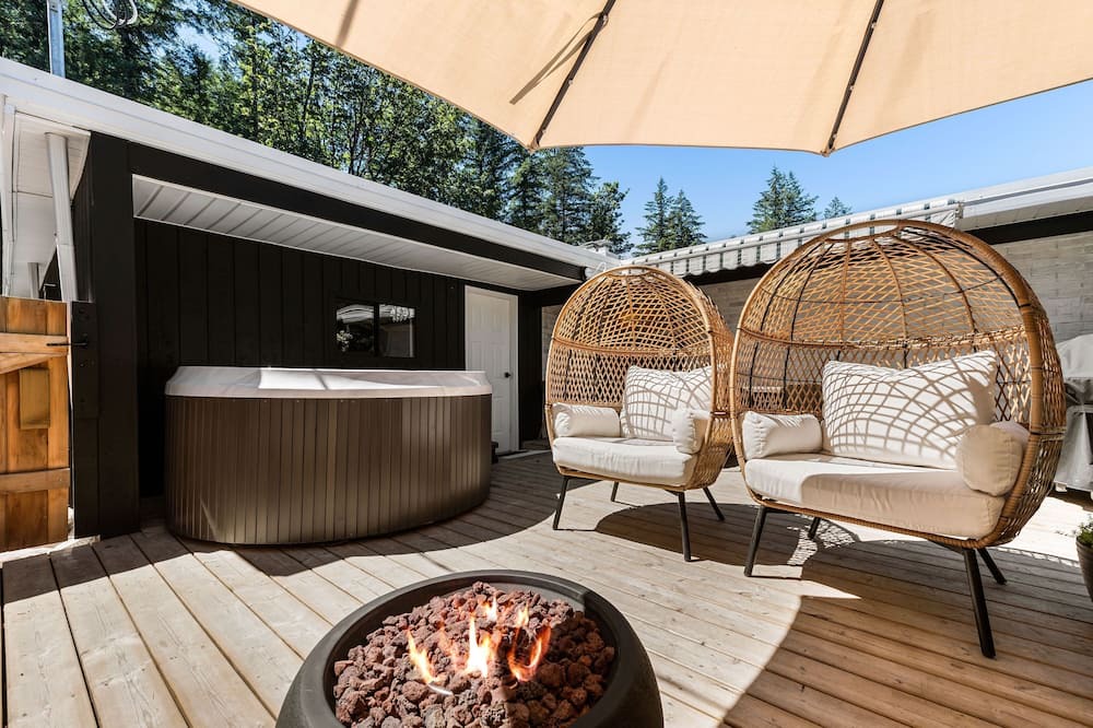 Photo of Outdoor in Cultus Lake