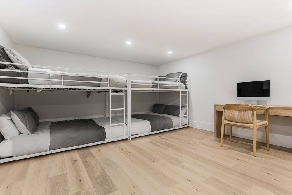 Photo of Bedroom in Cultus Lake