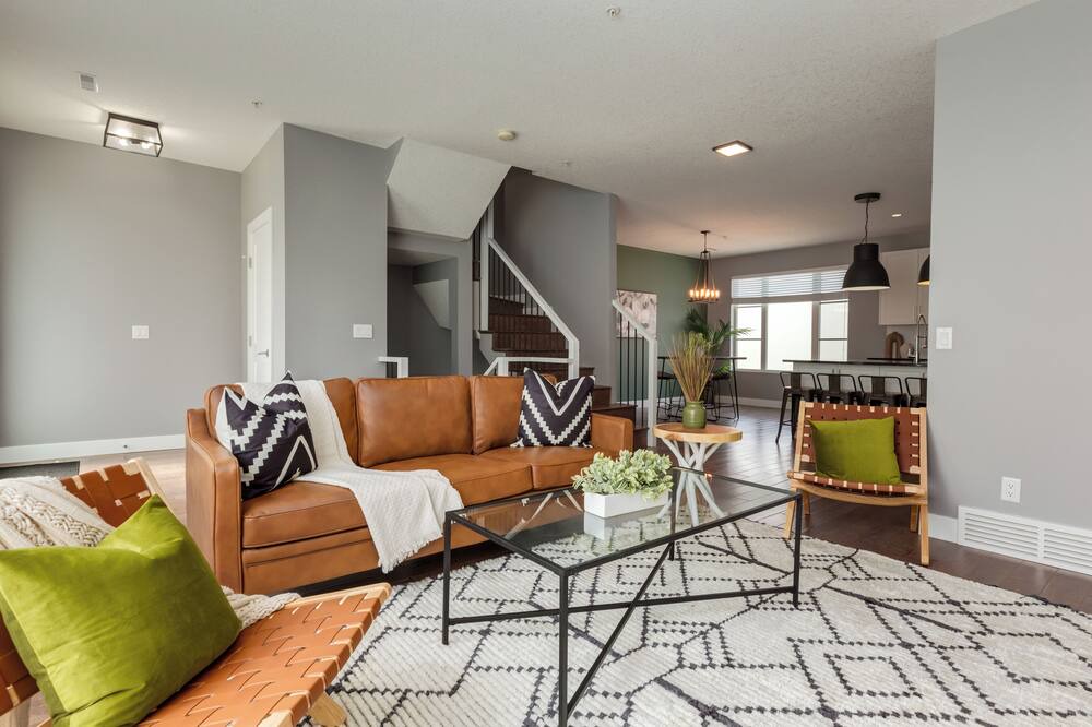 Photo of Livingroom in Marda Loop