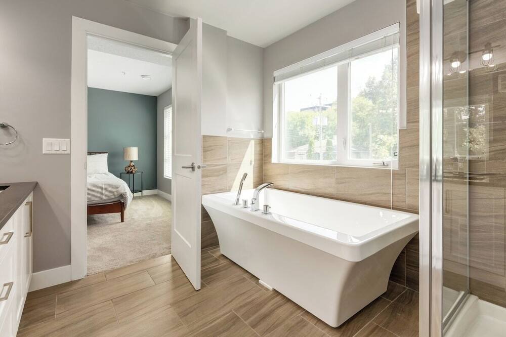 Photo of Bathroom in Marda Loop