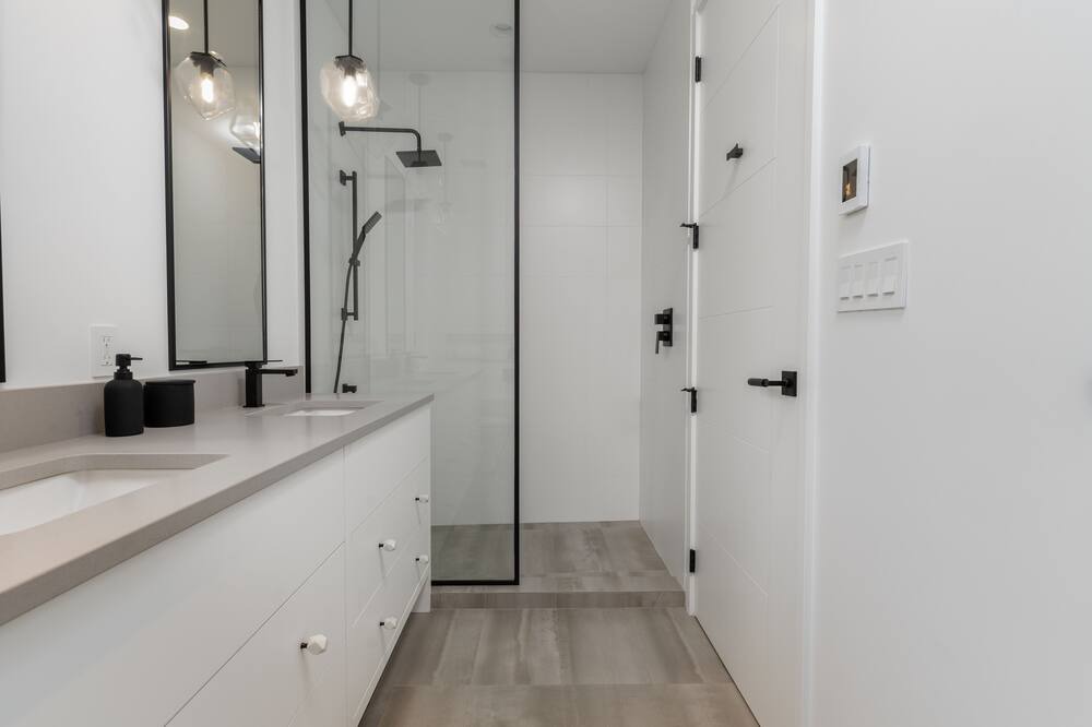 Photo of Bathroom in Sidney