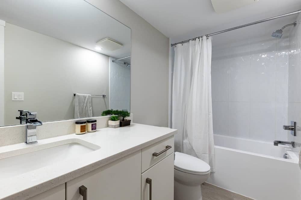 Photo of Bathroom in Crescent Beach