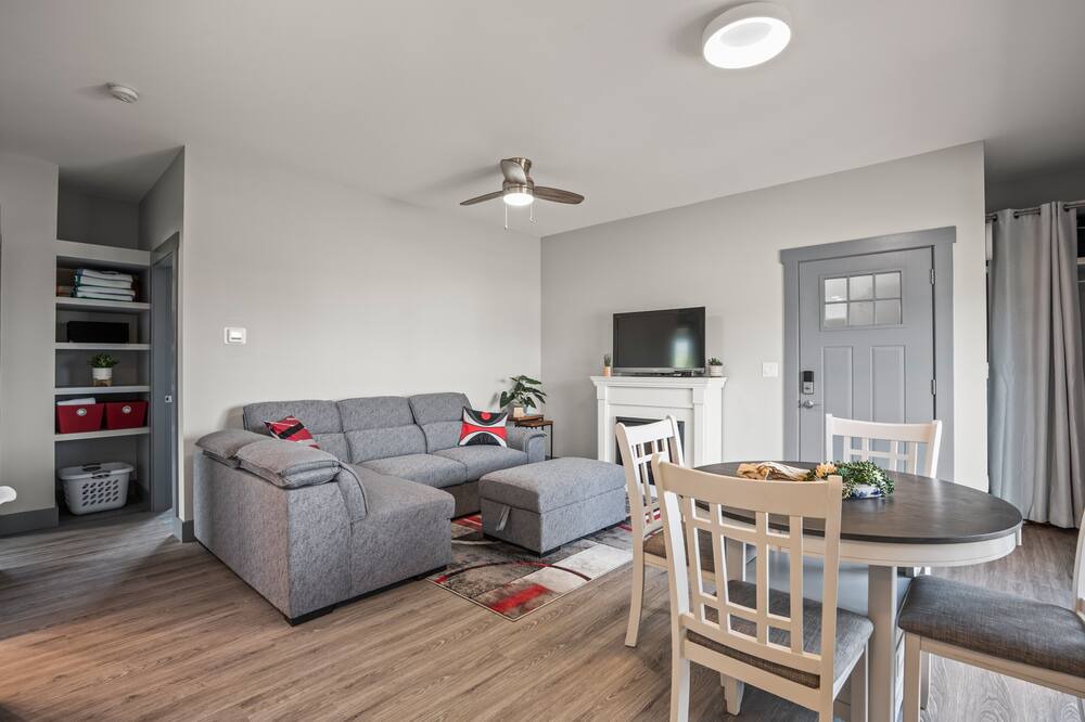 Photo of Livingroom in Vernon