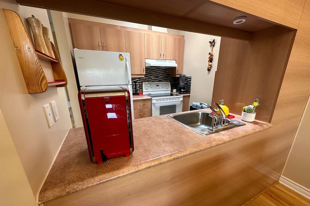 Photo of Kitchen in Saint-Laurent