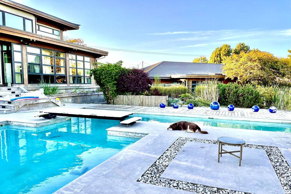 Photo of Outdoor in Delta