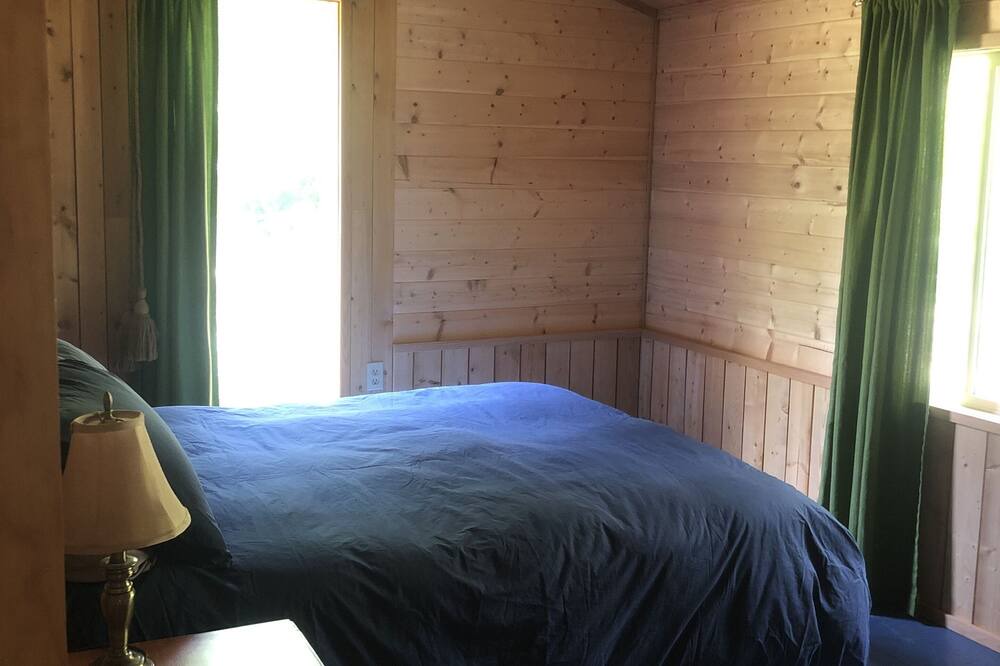 Photo of Bedroom in Hornby Island