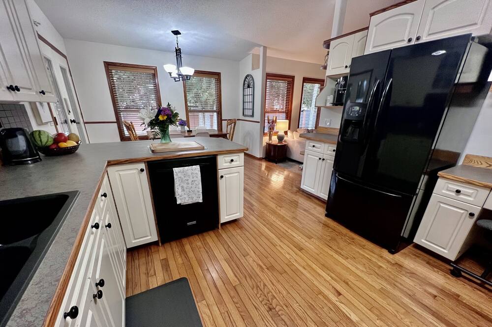 Photo of Kitchen in Sicamous