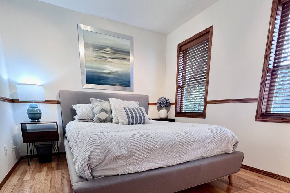 Photo of Bedroom in Sicamous