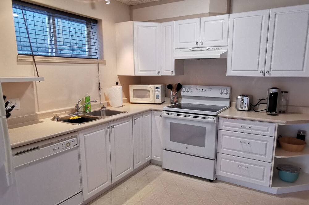 Photo of Kitchen in Saanich West