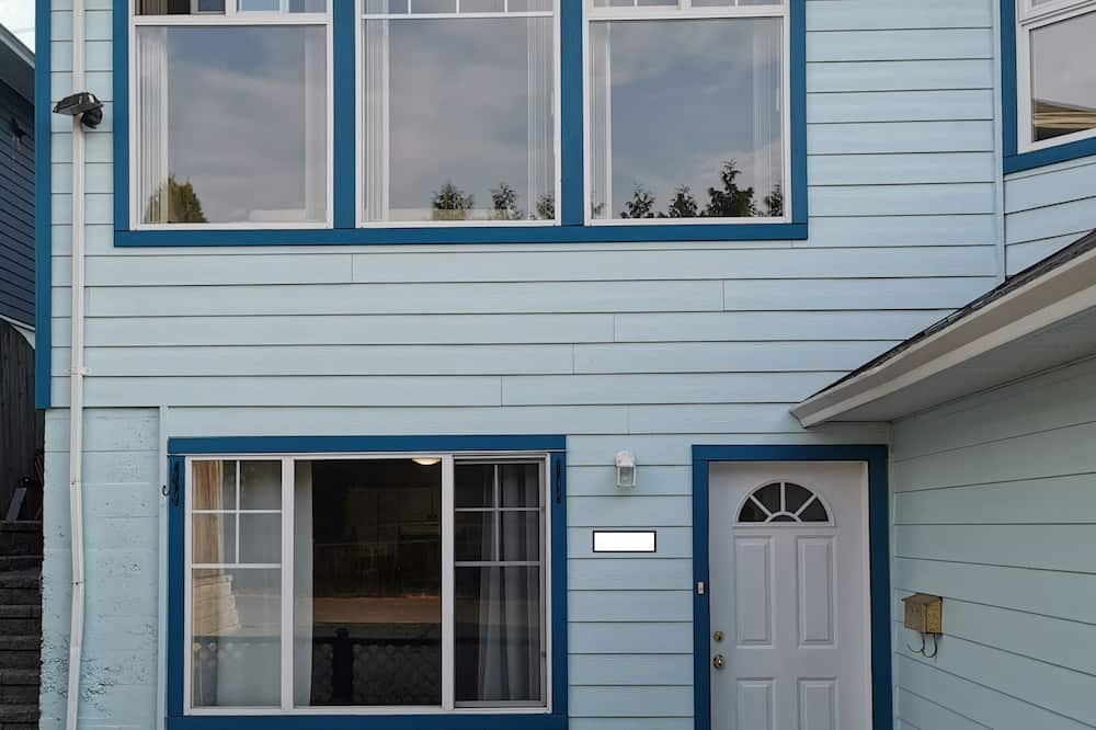 Photo of Outdoor in Saanich West