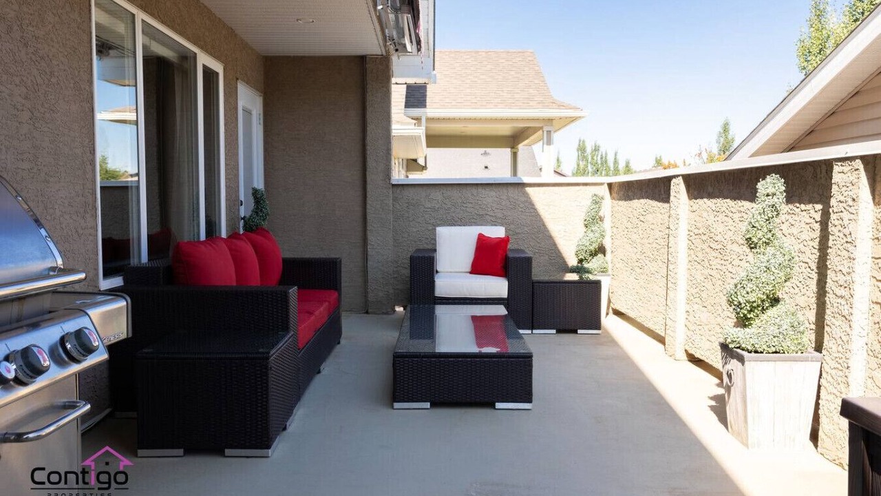 Photo of Patio Balcony in South Lethbridge