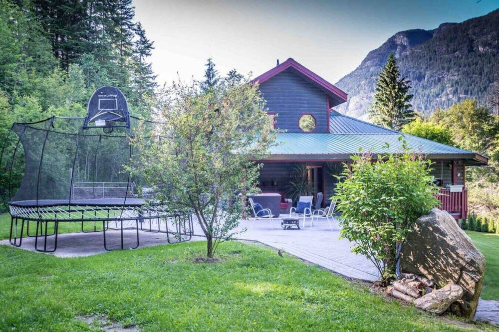 Photo of Others in Slocan Park