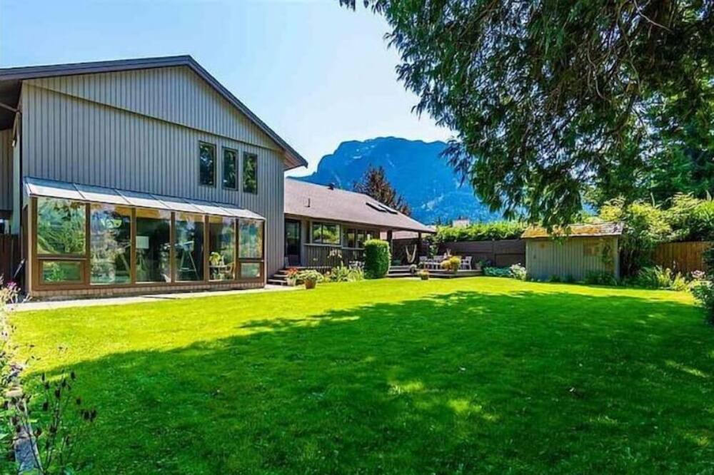 Photo of Outdoor in Hope