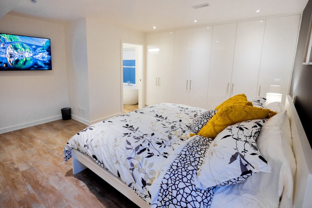 Photo of Bedroom in Downtown