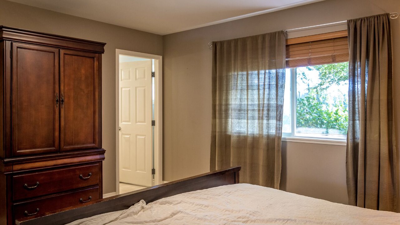 Photo of Bedroom in West Porpoise Bay