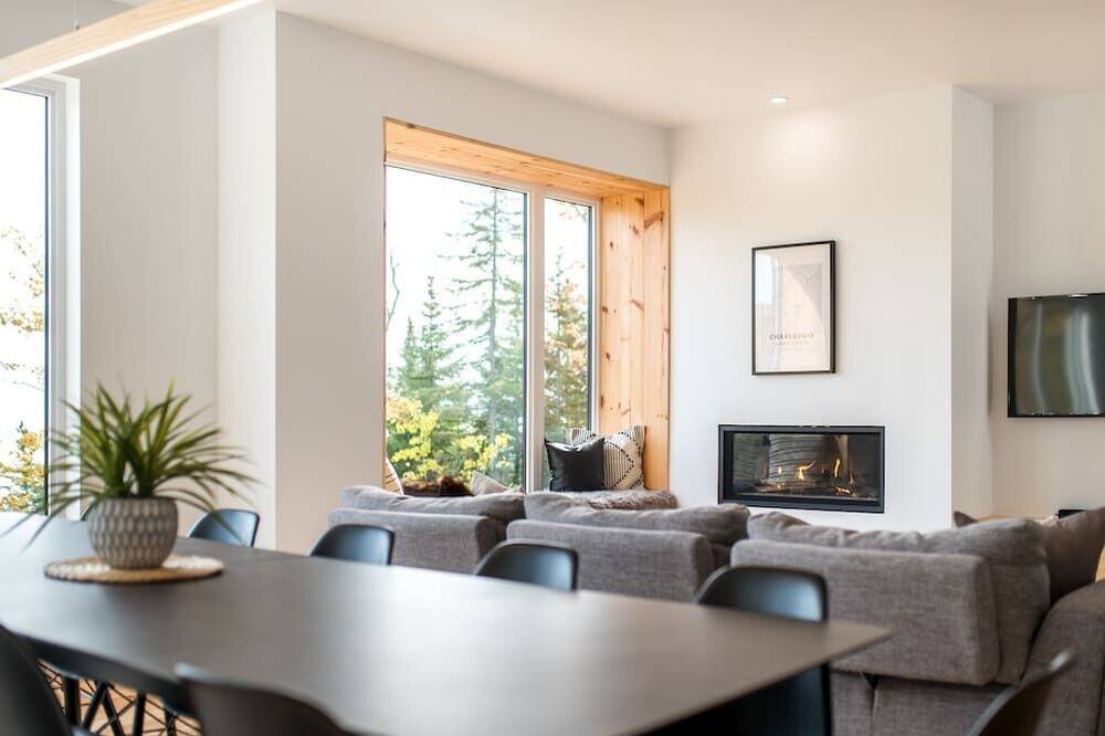 Photo of Bedroom in Saint-Joseph-de-la-Rive