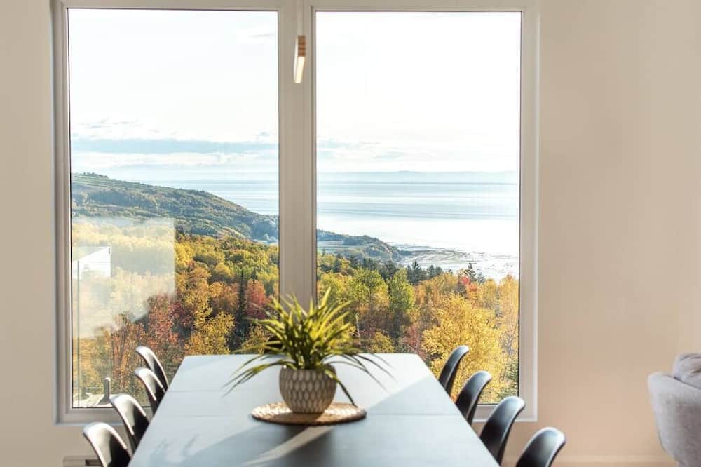Photo of Bedroom in Saint-Joseph-de-la-Rive