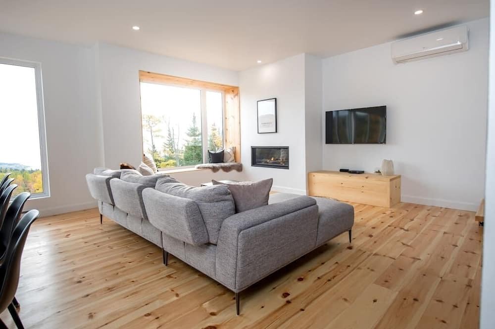 Photo of Bedroom in Saint-Joseph-de-la-Rive