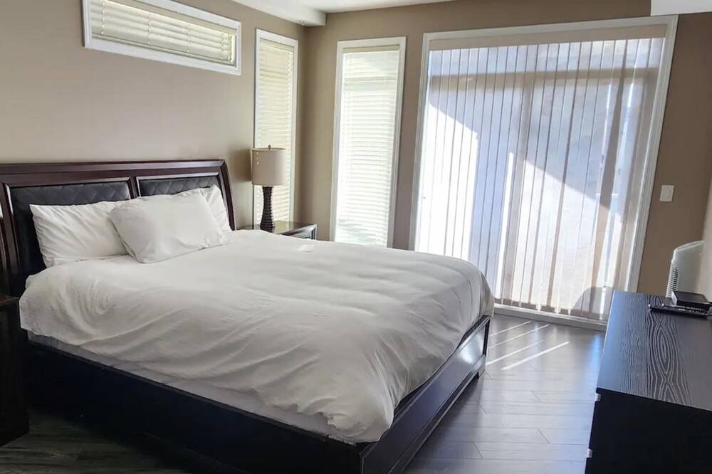 Photo of Bedroom in North End