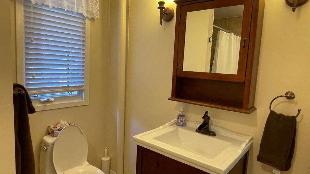 Photo of Bathroom in Beckwith