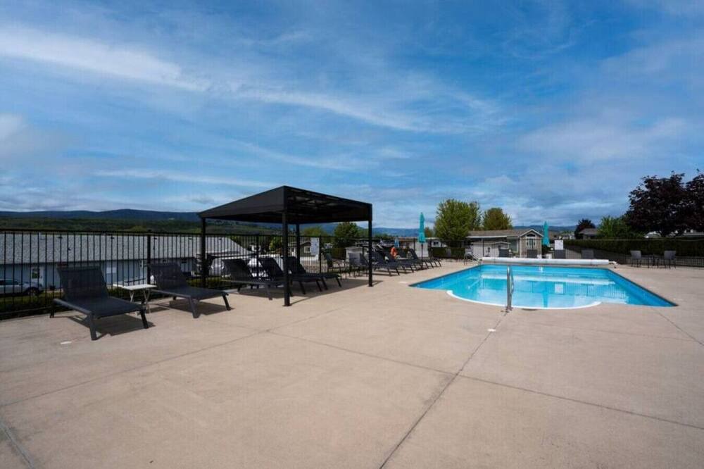 Photo of Outdoor in Vernon