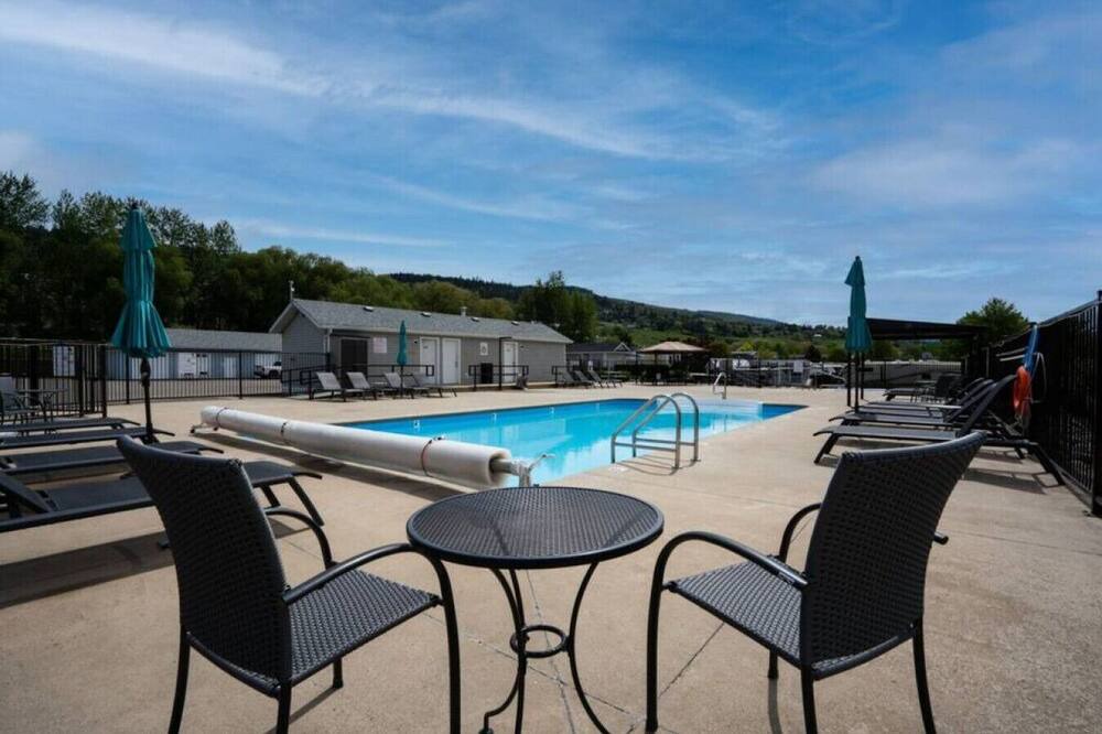 Photo of Outdoor in Vernon