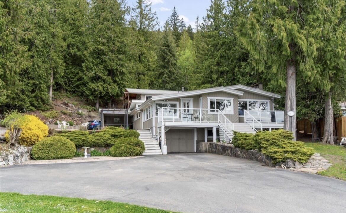 Photo of Outdoor in Blind Bay