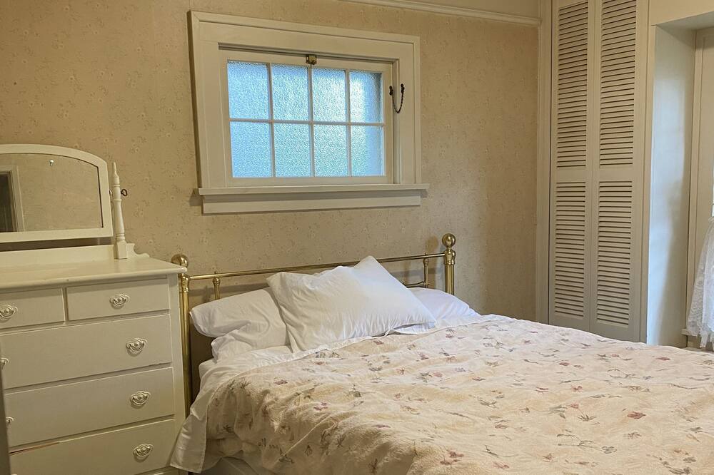 Photo of Bedroom in City Centre