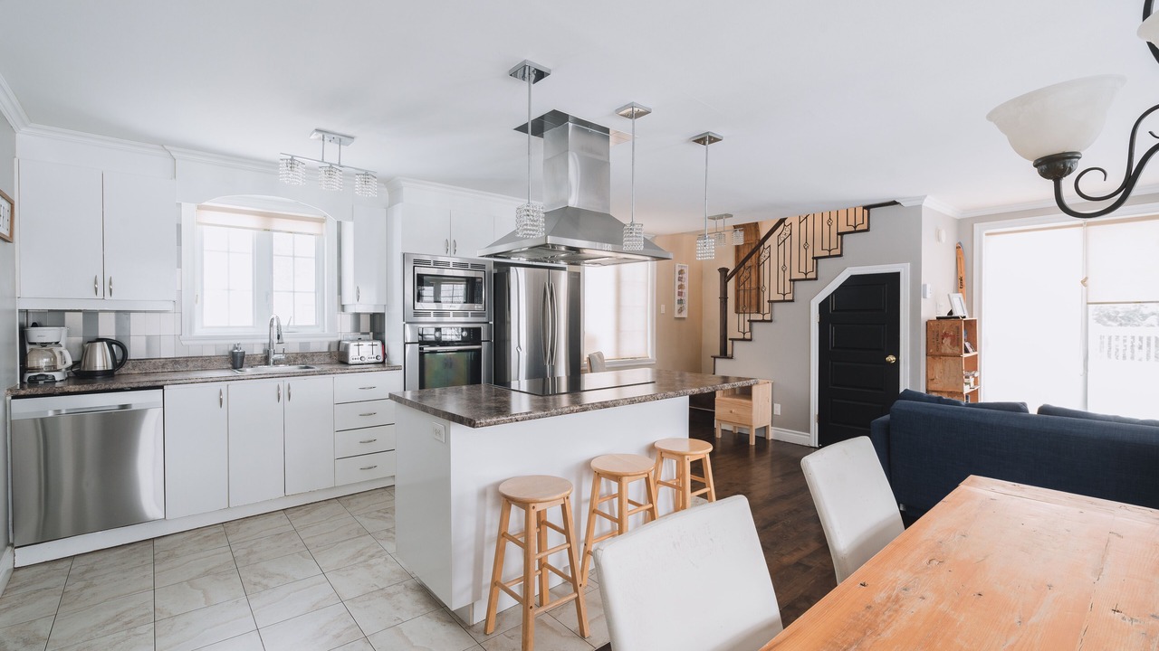 Photo of Kitchen in Saint-Brigitte-de-Laval