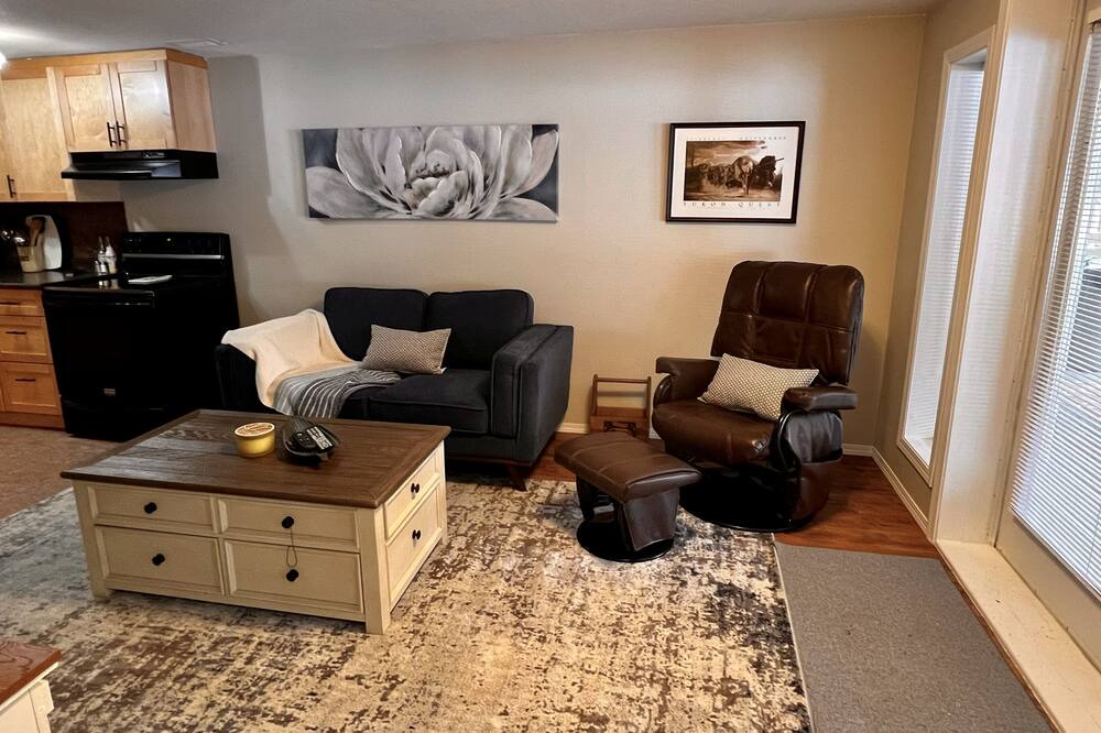 Photo of Livingroom in Whitehorse