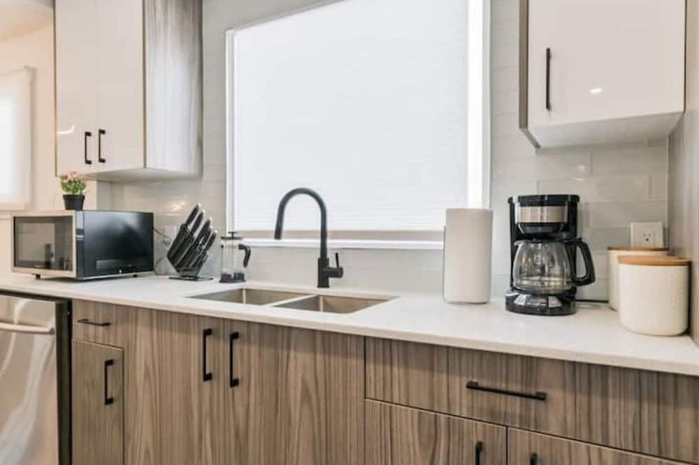 Photo of Kitchen in Shaganappi