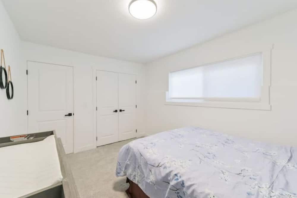 Photo of Bedroom in Shaganappi