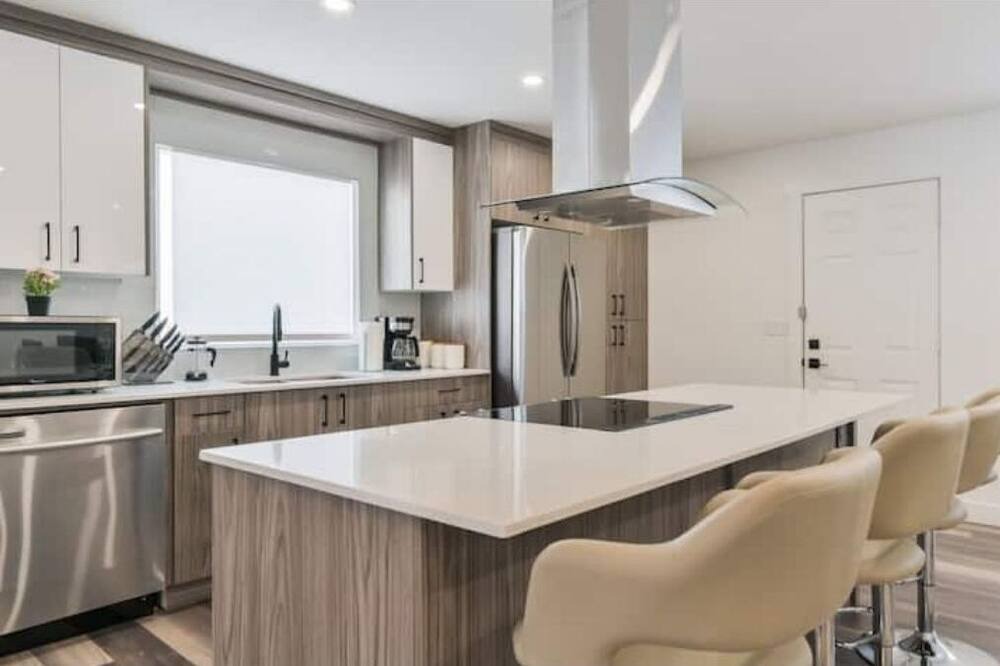 Photo of Kitchen in Shaganappi
