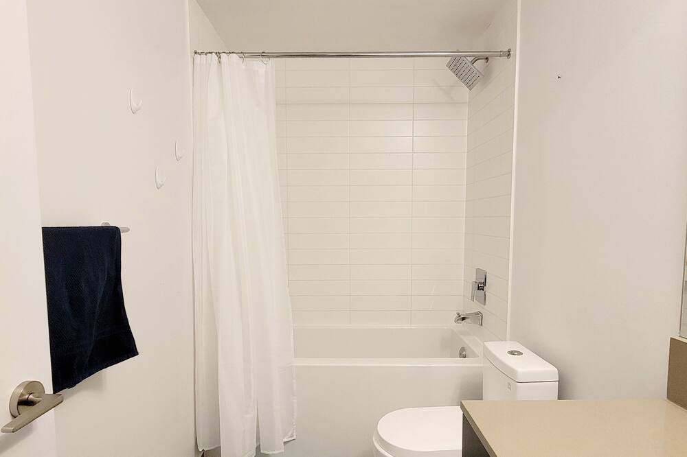 Photo of Bathroom in Garden District
