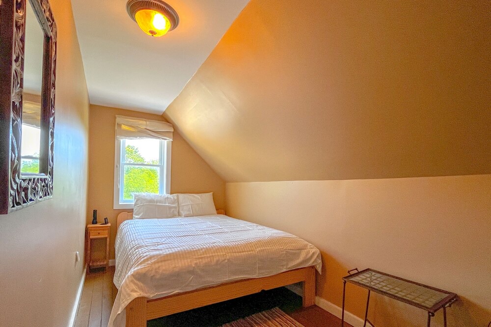 Photo of Bedroom in Hastings Highlands