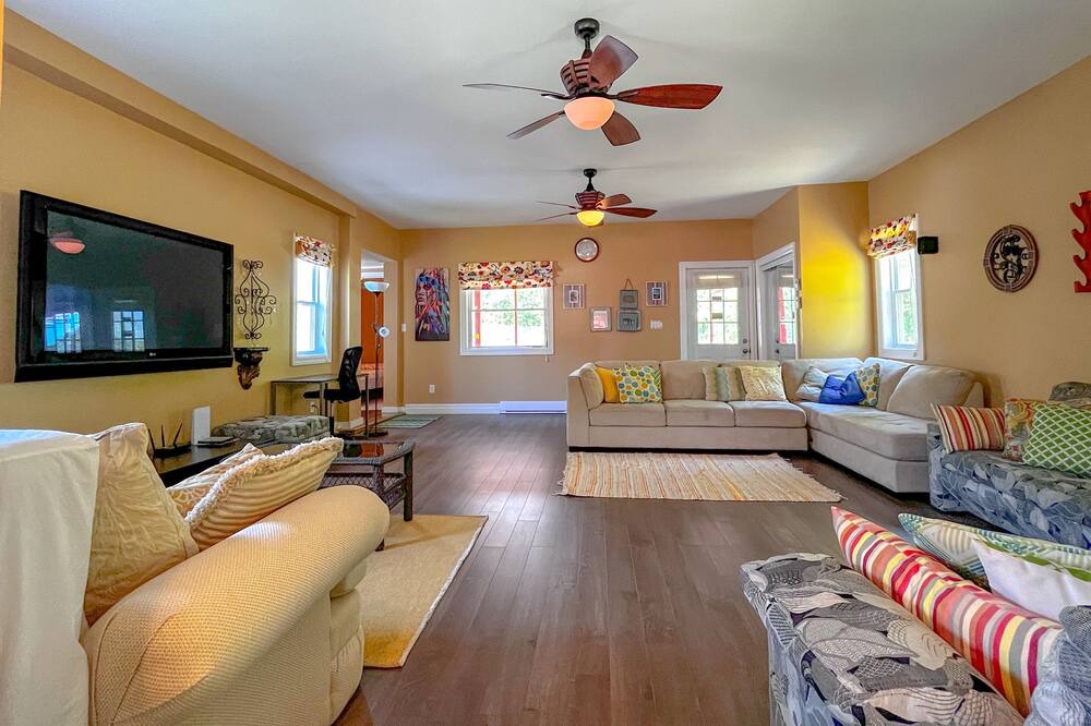 Photo of Livingroom in Hastings Highlands