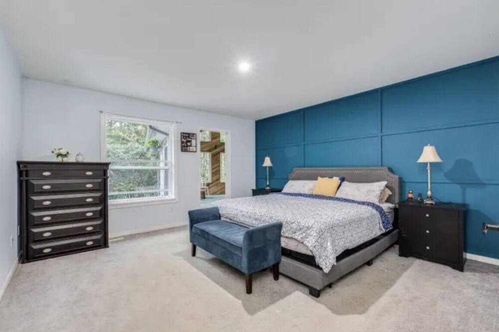 Photo of Bedroom in Maple Ridge