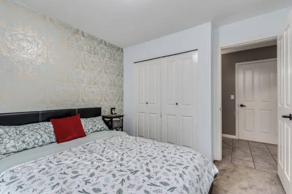 Photo of Bedroom in Maple Ridge