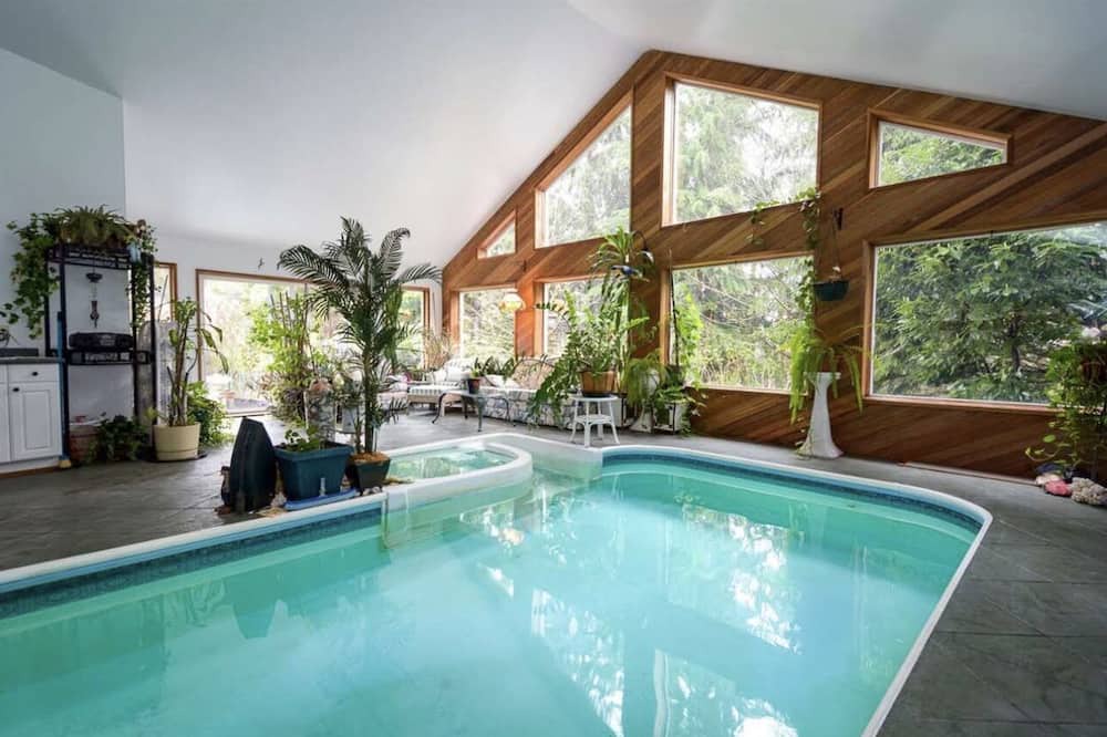 Photo of Outdoor in Maple Ridge