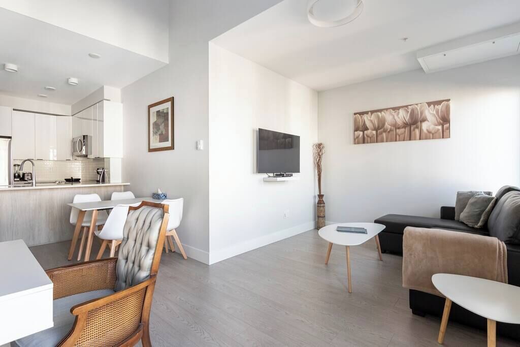 Photo of Livingroom in Langley