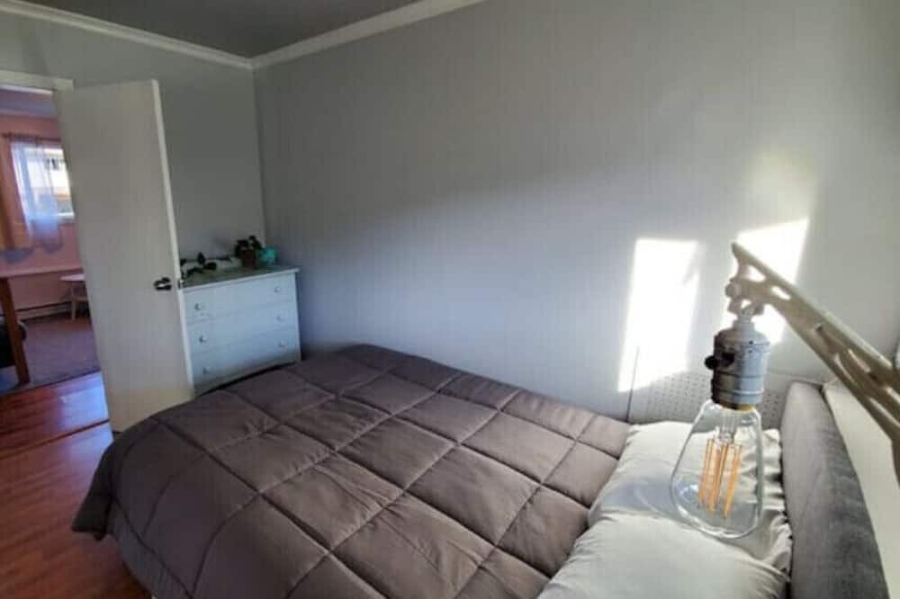 Photo of Bedroom in Crofton