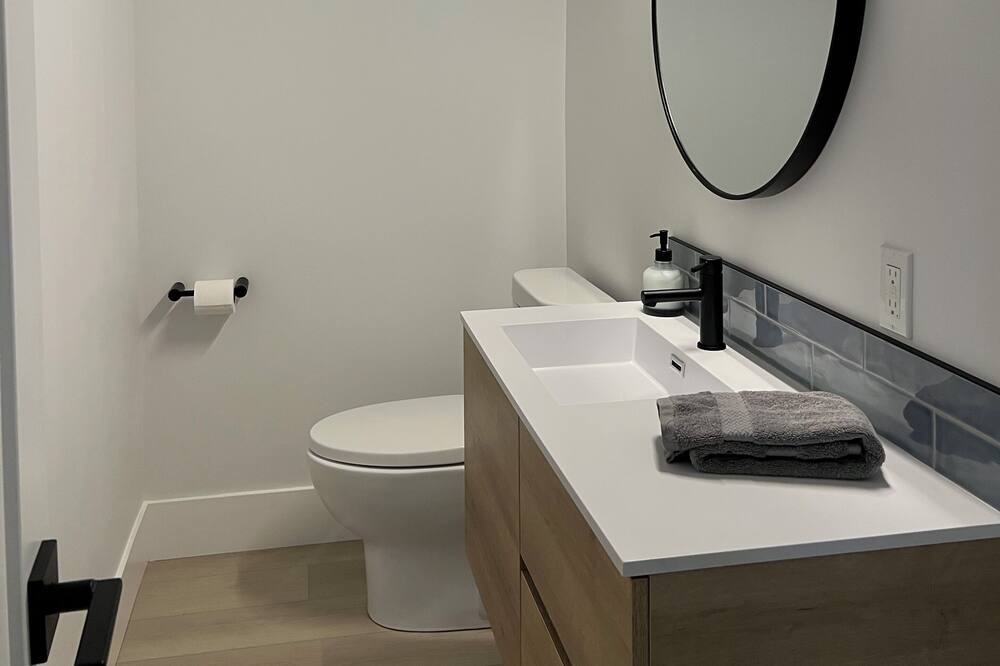 Photo of Bathroom in Youbou