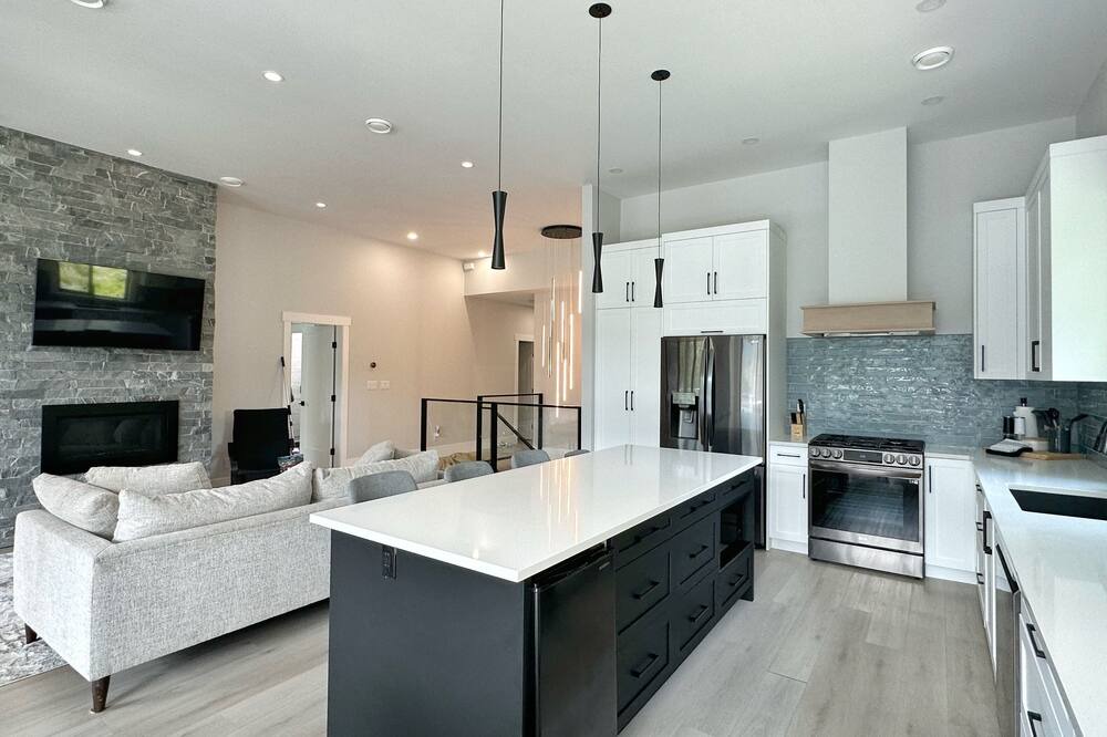 Photo of Kitchen in Youbou