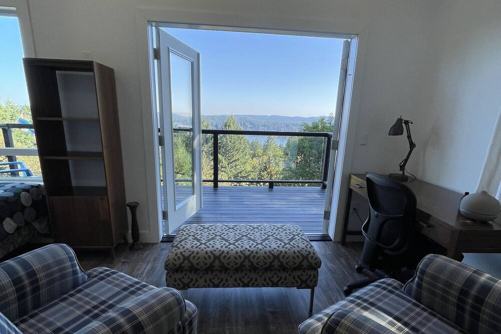 Photo of Bedroom in Salt Spring Island