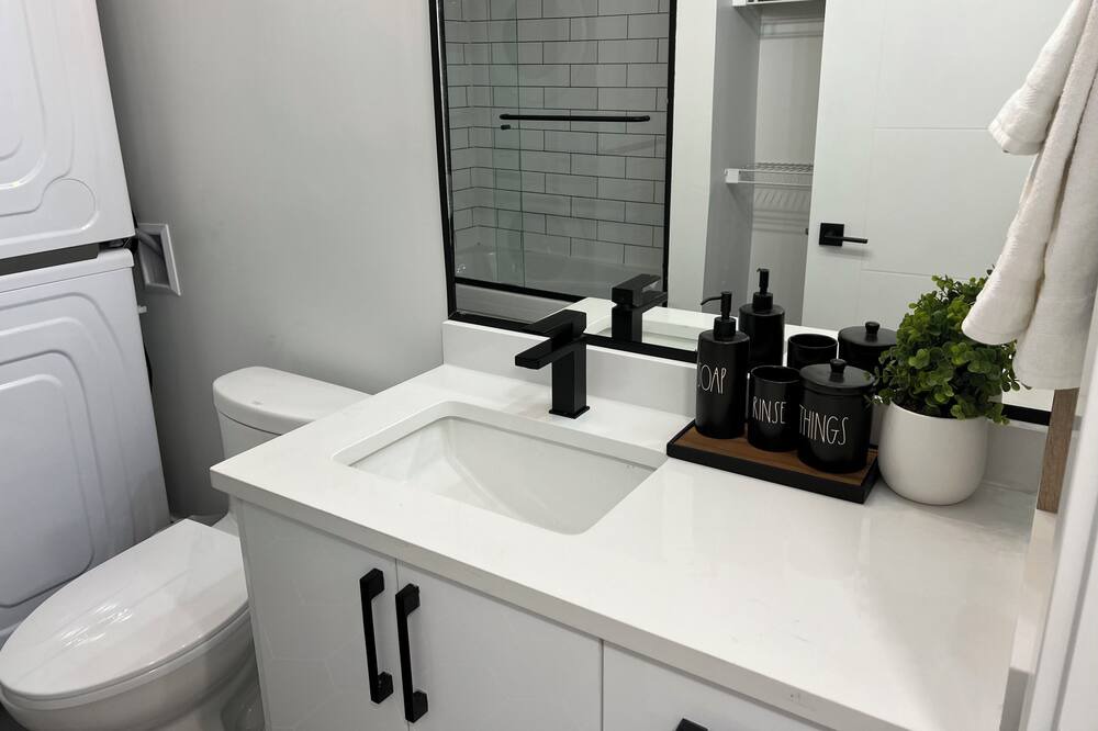 Photo of Bathroom in Sardis