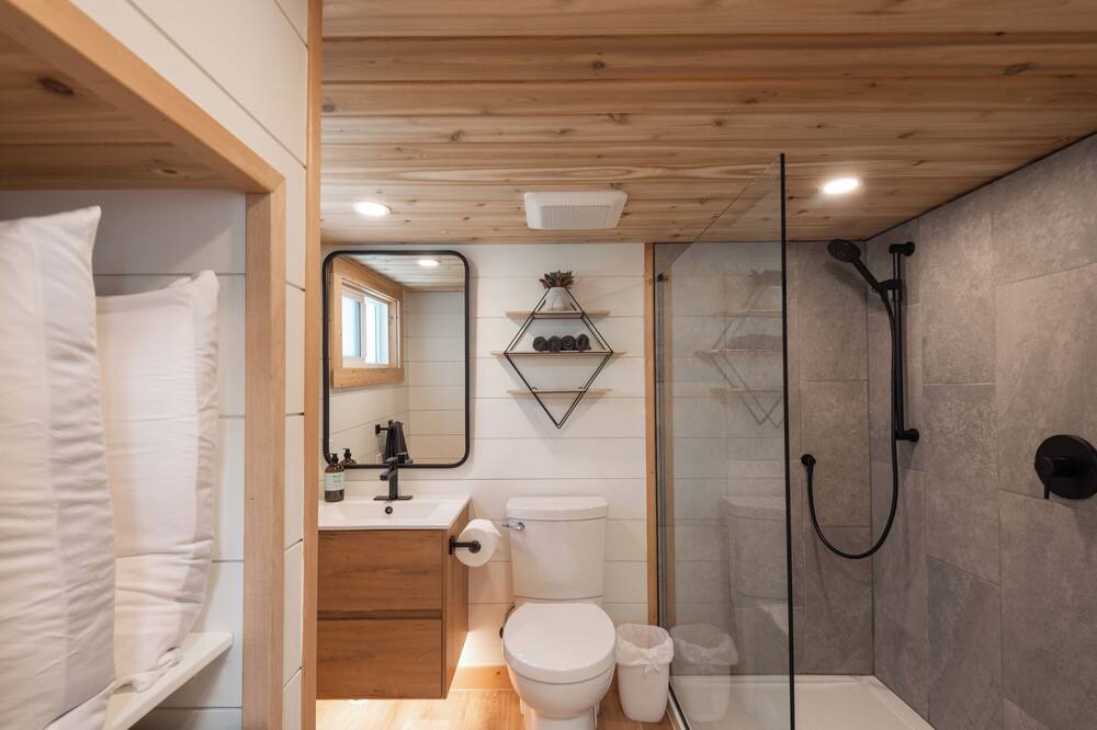 Photo of Bathroom in Duncan