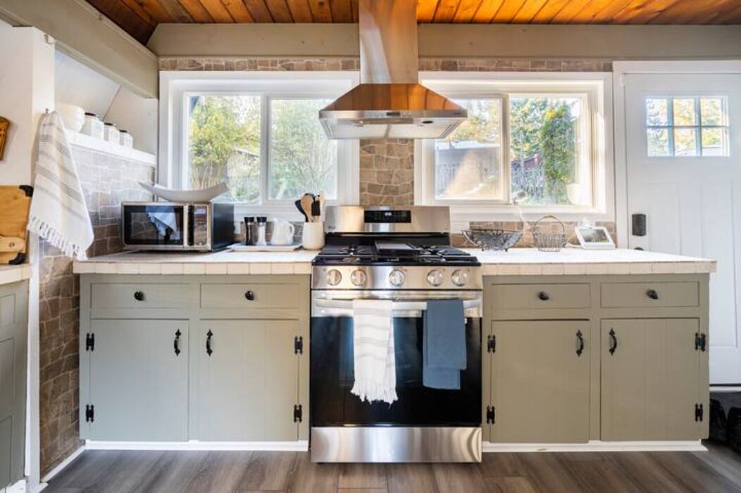 Photo of Kitchen in Shawnigan Lake